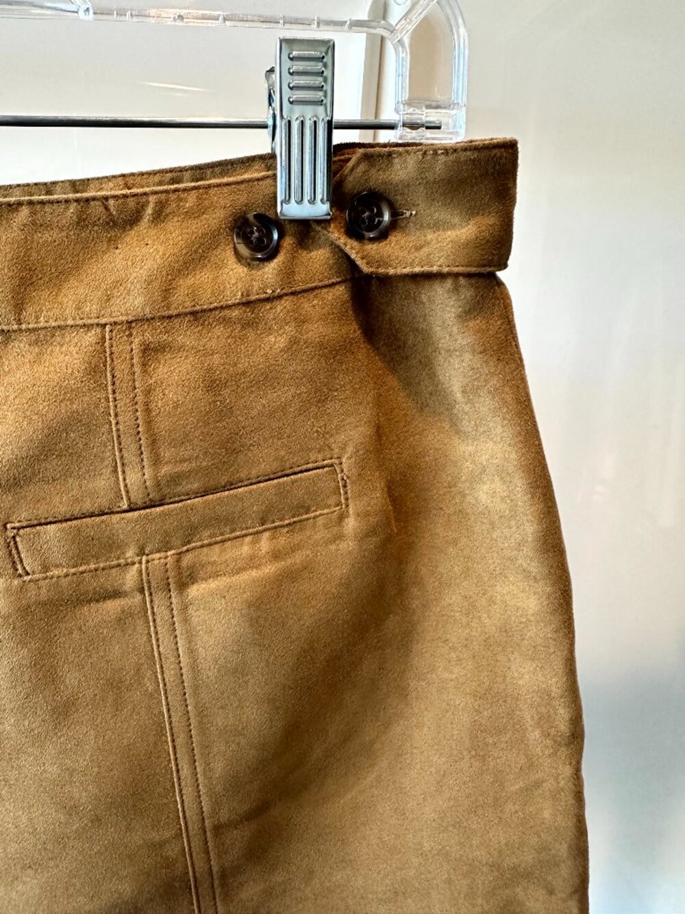 NWOT - Banana Republic - Vegan Suede Mini Skirt - Size 8 - Picture 7 of 9